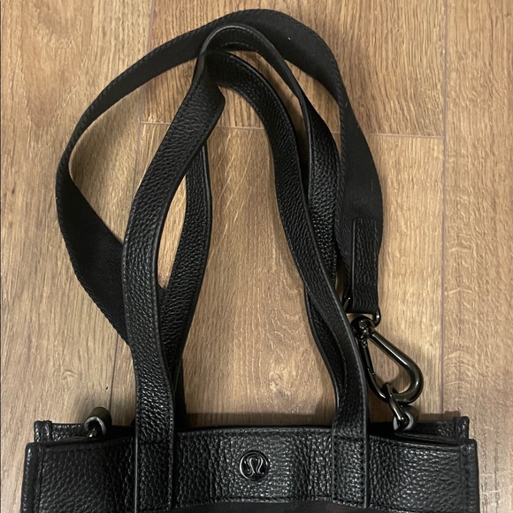 Lululemon Now and Always Tote mini - Picture 4 of 8